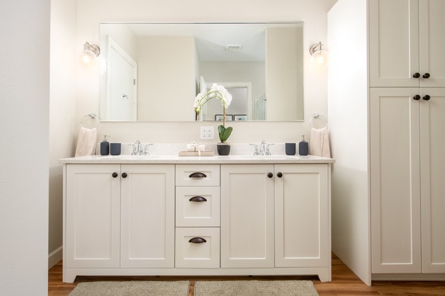 The Chiswick at Dunwood, Fox Point, WI 53217 - photo 7