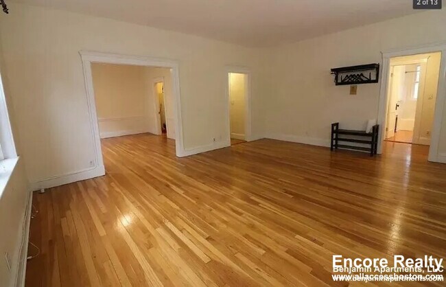 109 St Paul St unit 1, Brookline, MA 02446 - photo 2