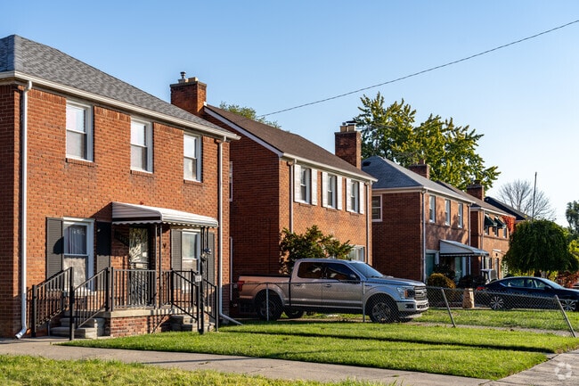Colonial style homes in Barton-McFarland offer plenty of room for growing families.
