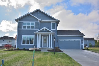 821 5 Mile Rd, Wind Point, WI 53402