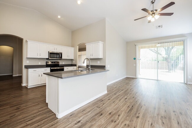 9970 E Paseo San Bernardo, Tucson, AZ 85747 - photo 6