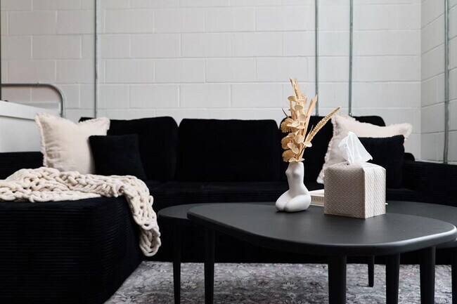 403 E 33rd St unit ID1353814P, Charlotte, NC 28205 - photo 6