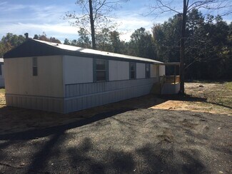 2054 Krist Ln, Pineville, LA 71360