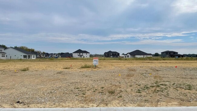 6341 Willow Branch Way, Plainfield, IN 46168 - photo 2