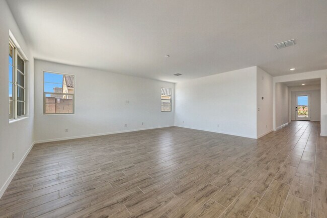 18381 W Mohave St, Goodyear, AZ 85338 - photo 6