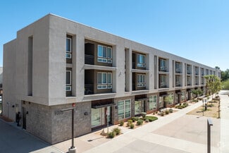 10th St E, Palmdale, CA 93550