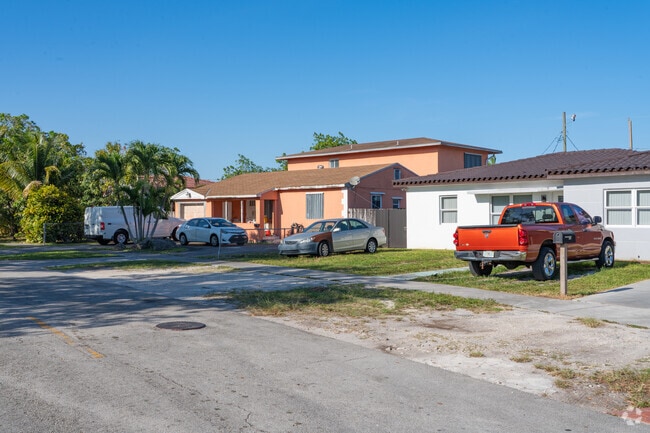 The cottages and ranch-style houses in Hialeah Acres were built in the 1940s and ‘50s.