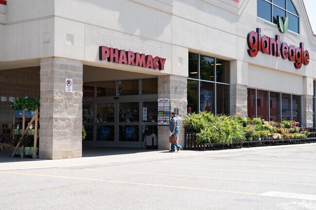 Residents of McKinley Fork Northwest shop at their local Giant Eagle Grocery Store.