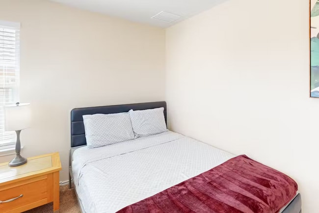 3651 Sandy Brook Dr, Round Rock, TX 78665 - photo 3