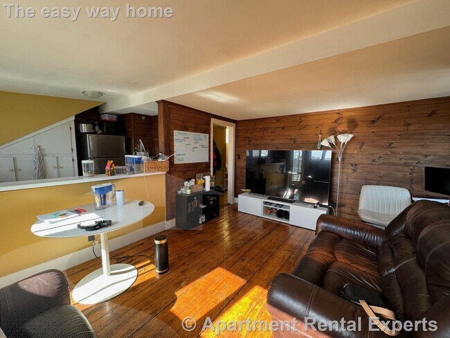 58 Atherton St unit 3, Somerville, MA 02143 - photo 4