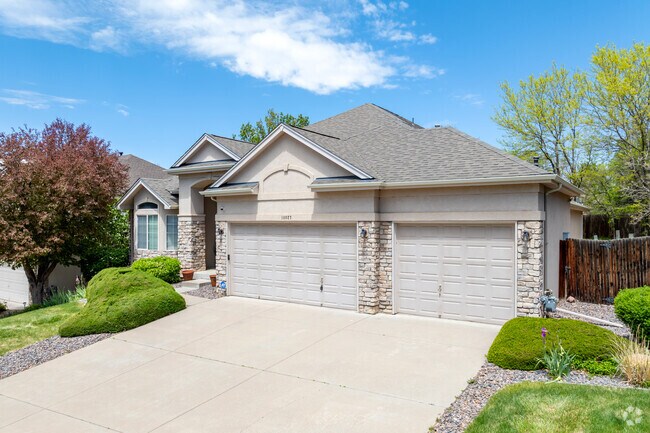 Homes typically cost between $700,000 and $1.1 million in Park Villas.