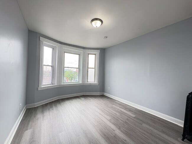 1203 Broad St 12