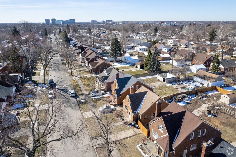 Warren Avenue Community