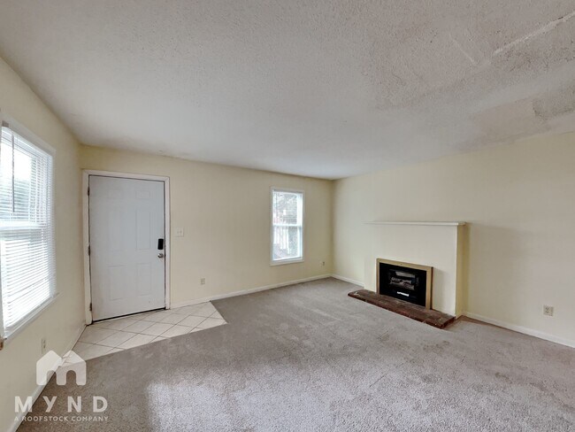 109 Bashford Rd unit D, Raleigh, NC 27606 - photo 4
