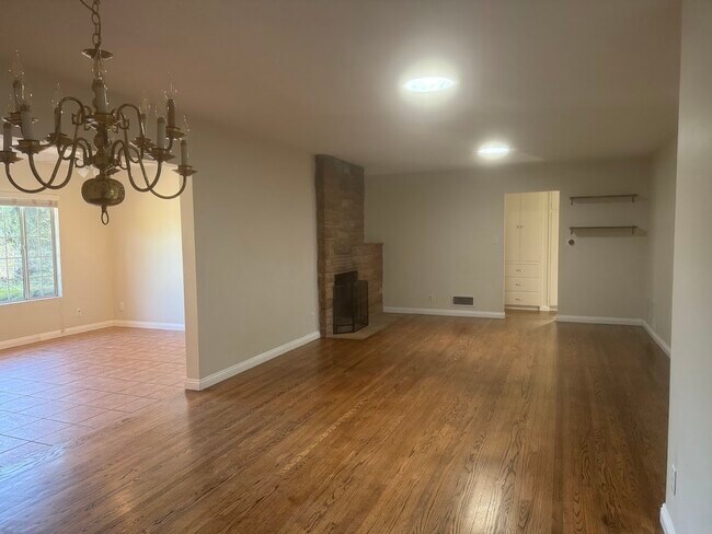 8552 Woodley Ave, North Hills, CA 91343 - photo 3