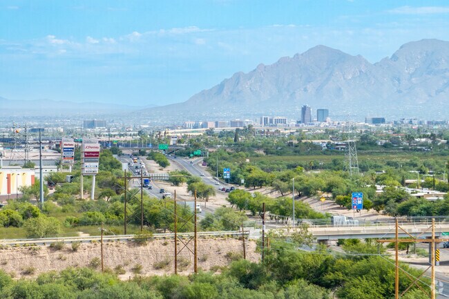 Downtown Tucson is only a 7 mile drive from Midvale Park on Interstate 19 which merges to I-10.