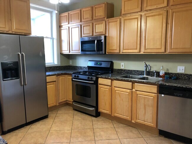 6123 Waterman Blvd unit First Floor, Saint Louis, MO 63112 - photo 5