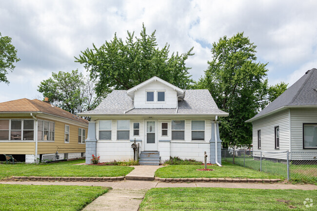 West Central Rock Island has many modestly sized bungalows on parceled lots.