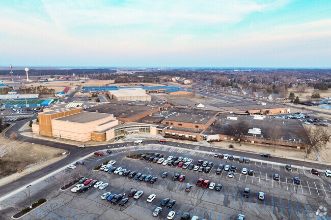 The student-teacher ratio at Becker Senior High School is 18 to 1.