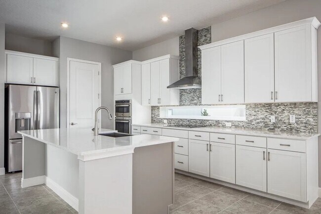 10027 Gobat Aly, Orlando, FL 32827 - photo 6