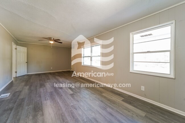 1836 Shamrock Dr, Jackson, MS 39204 - photo 3