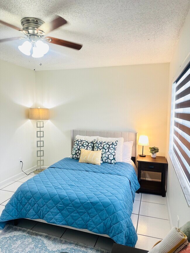 8453 Mattituck Cir, Orlando, FL 32829 - photo 6