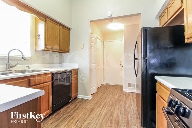 11200 Tara Glynn Dr, Hampton, GA 30228 - photo 6