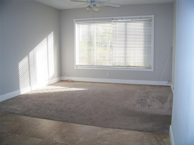 3218 NW 102nd Terrace unit 202 B, Coral Springs, FL 33065 - photo 2