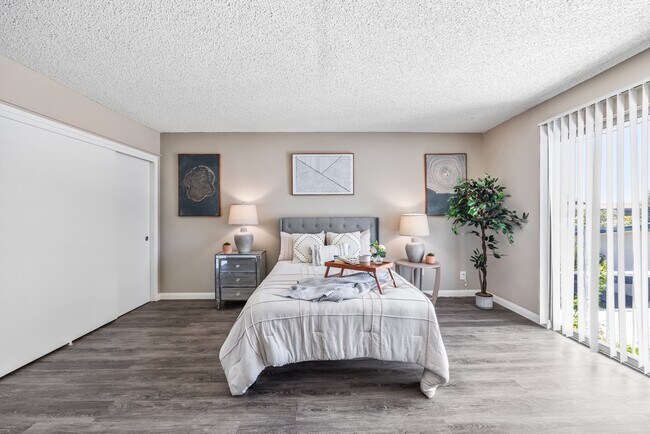 Sun City Gardens - 55+ Active Adult Apartments, Menifee, CA 92586 - photo 5