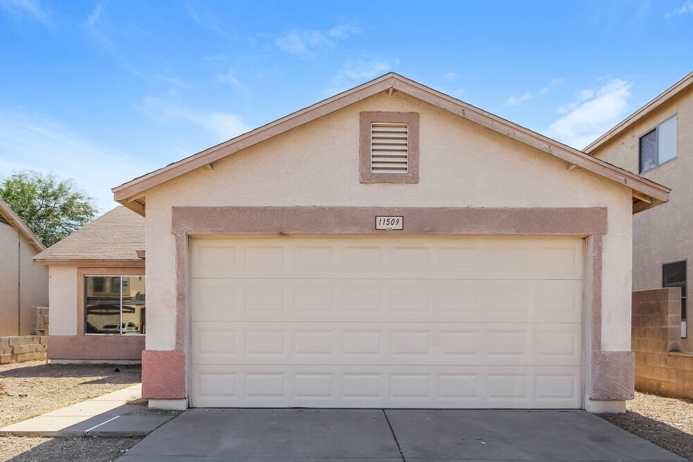 11509 W Bloomfield Rd, El Mirage, AZ 85335 - photo 1