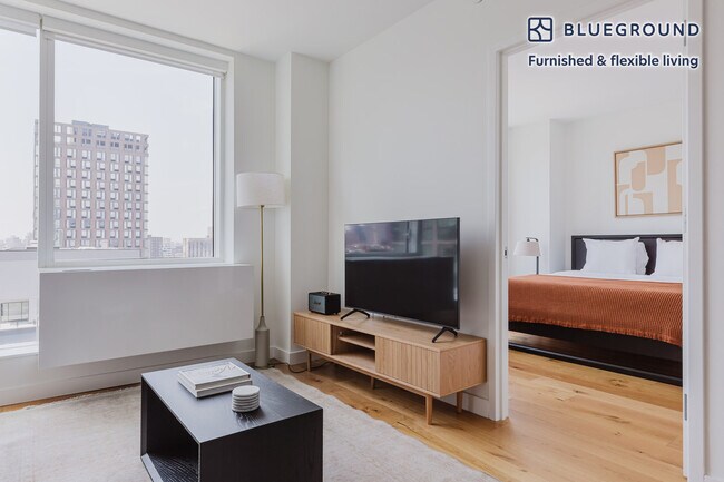 The Artisan at Essex Crossing unit FL18-ID1521, New York, NY 10002 - photo 4