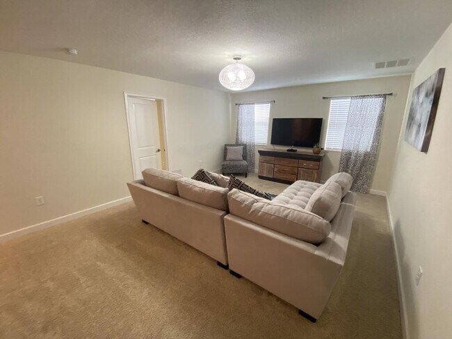 9047 Stinger Dr unit ID1296910P, Davenport, FL 33896 - photo 3