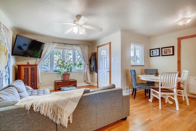 2933 Ivanhoe St unit ID1357994P, Denver, CO 80207 - photo 3