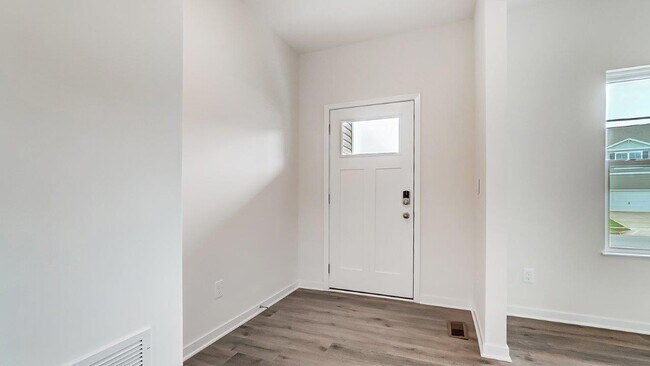 1931 N Court St unit 36206934, Circleville, OH 43113 - photo 6