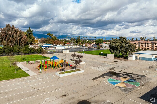 Madison Elementary School offers many outdoor activities for students to enjoy.