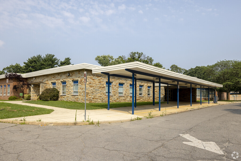Featherbed Lane Elementary building in Lochearn.