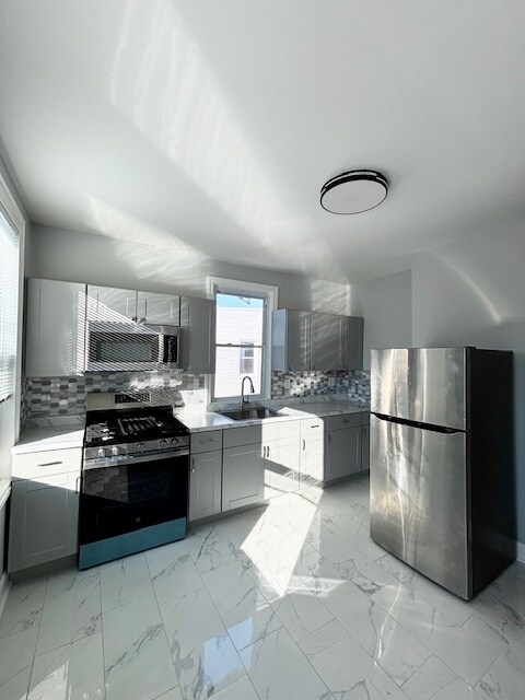 233 21st St Unit 2, Irvington, NJ 07111