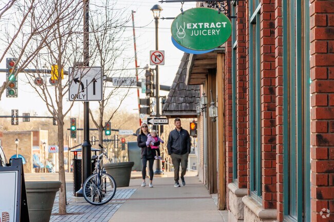 The downtown area of Wheaton is filled with amenities that residents from Hawthorne can access.