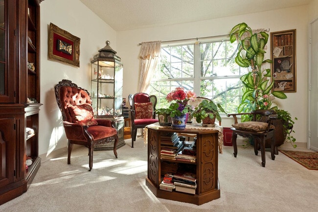 Kings Reserve Sterling 55+ Active Adult Apartment Homes, Sterling, VA 20164 - photo 2