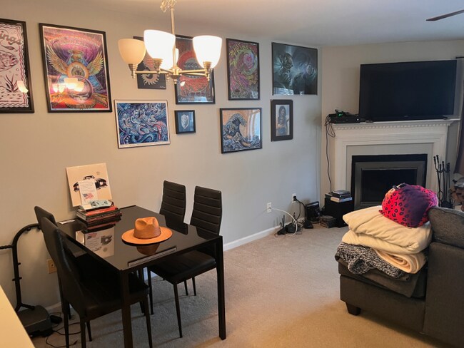 8 Rose Ln unit 22-11, Danbury, CT 06811 - photo 5