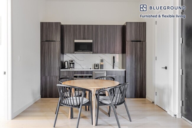 131 Greenpoint Ave unit FL4-ID1896, Brooklyn, NY 11222 - photo 6