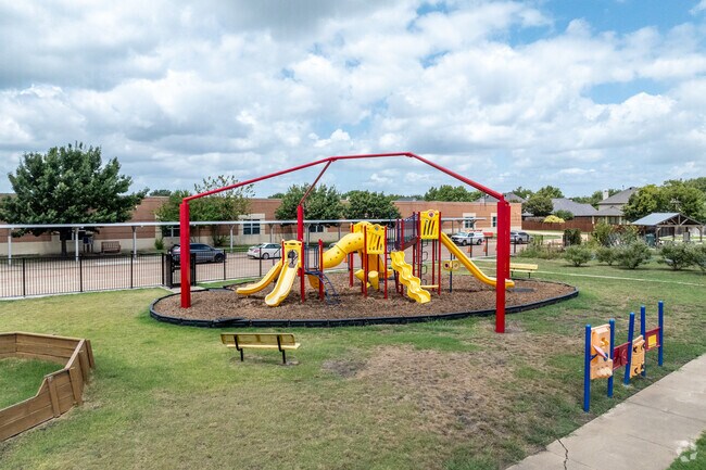 Oakmont Elementary School is a top rated school in Crowley ISD.