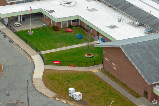 Frances Drake School Is a wonderful school for students to attend.