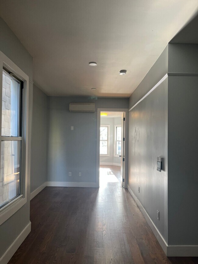 113 Duncan Ave unit 2, Jersey City, NJ 07306 - photo 6