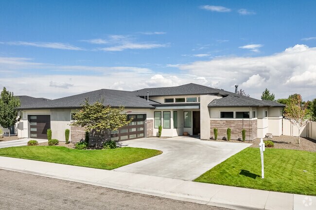 The Victory Gardens Car Show in Southeast Meridian is the perfect spot for a car show.