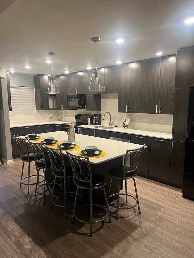 144 S Halifax Ave Unit 2, Daytona Beach, FL 32118