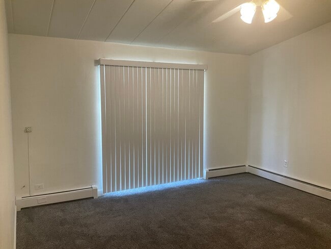 3602 16th St unit One bedroom with bal, Zion, IL 60099 - photo 7