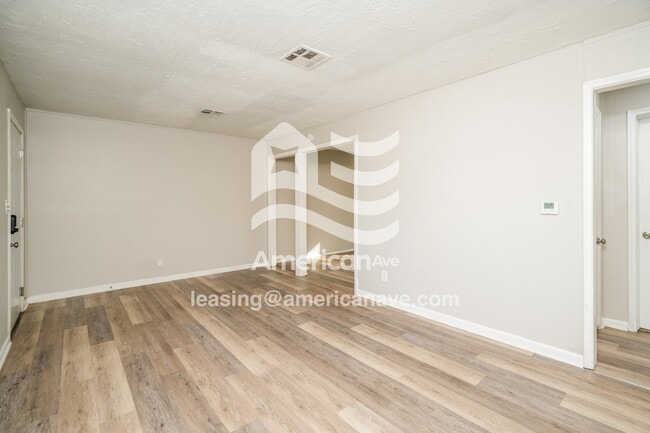 1533 N Delaware Place, Tulsa, OK 74110 - photo 6