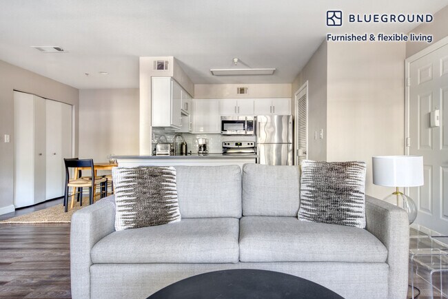 355 N Wolfe Rd unit FL0-ID625, Sunnyvale, CA 94085 - photo 3