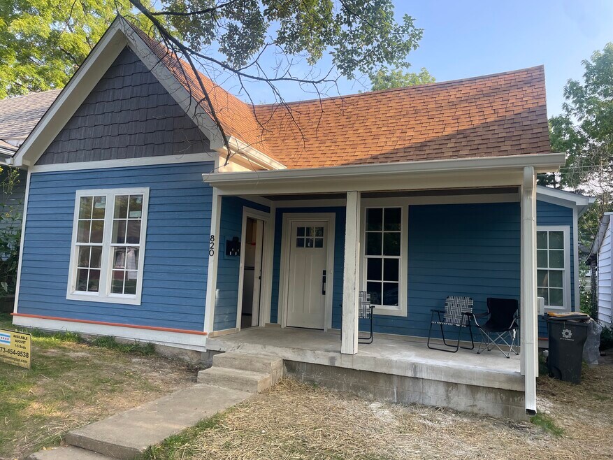 820 W Kirkwood Ave unit 1, Bloomington, IN 47404 - photo 1